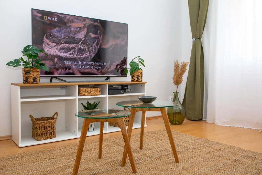 Brand New City Center Apartment Nostalgija Split Extérieur photo