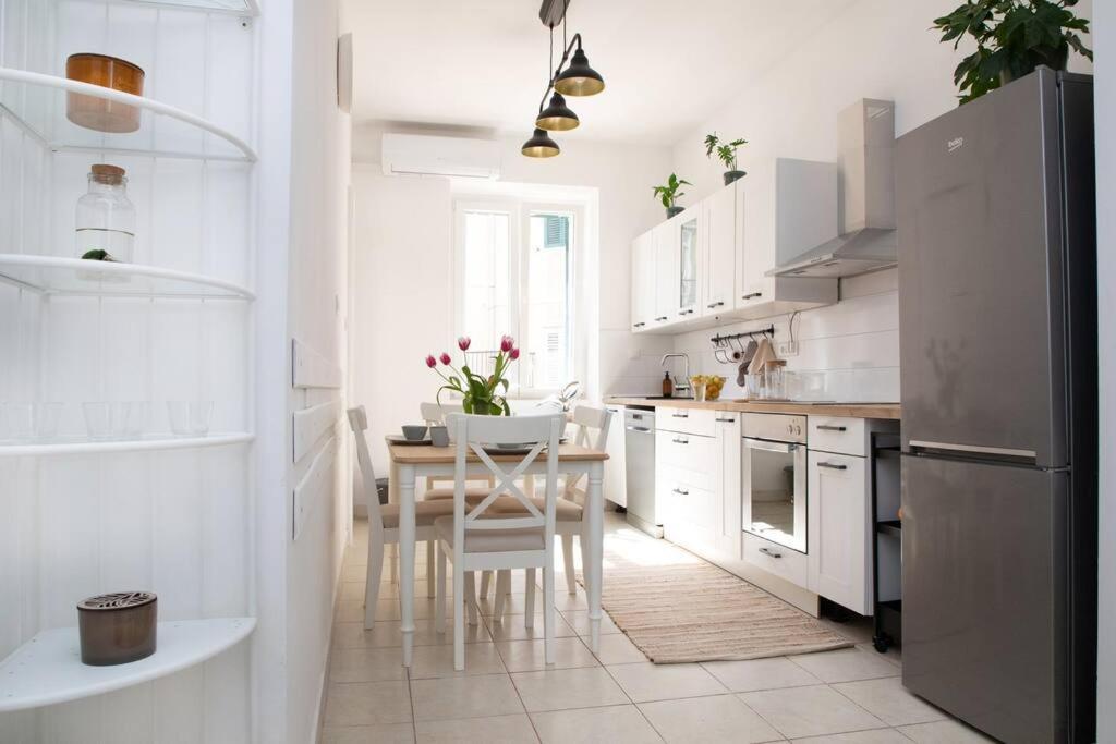 Brand New City Center Apartment Nostalgija Split Extérieur photo