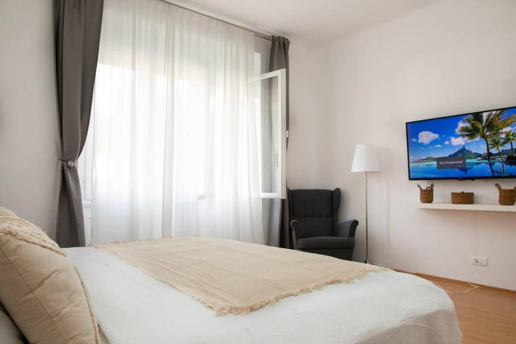 Brand New City Center Apartment Nostalgija Split Extérieur photo
