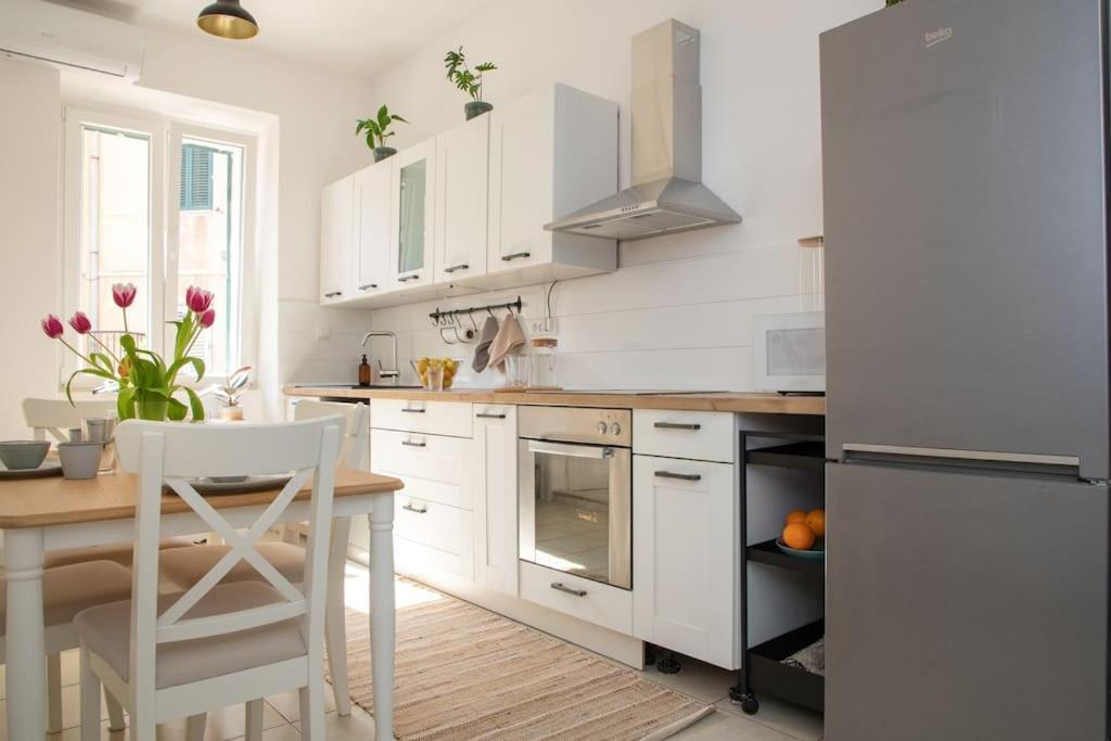 Brand New City Center Apartment Nostalgija Split Extérieur photo