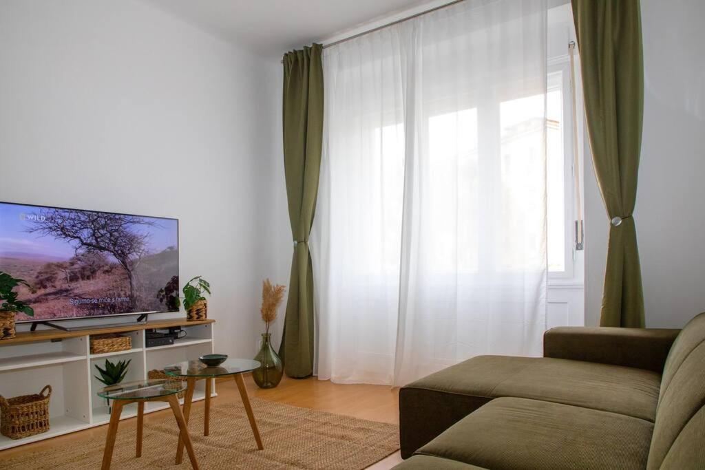 Brand New City Center Apartment Nostalgija Split Extérieur photo